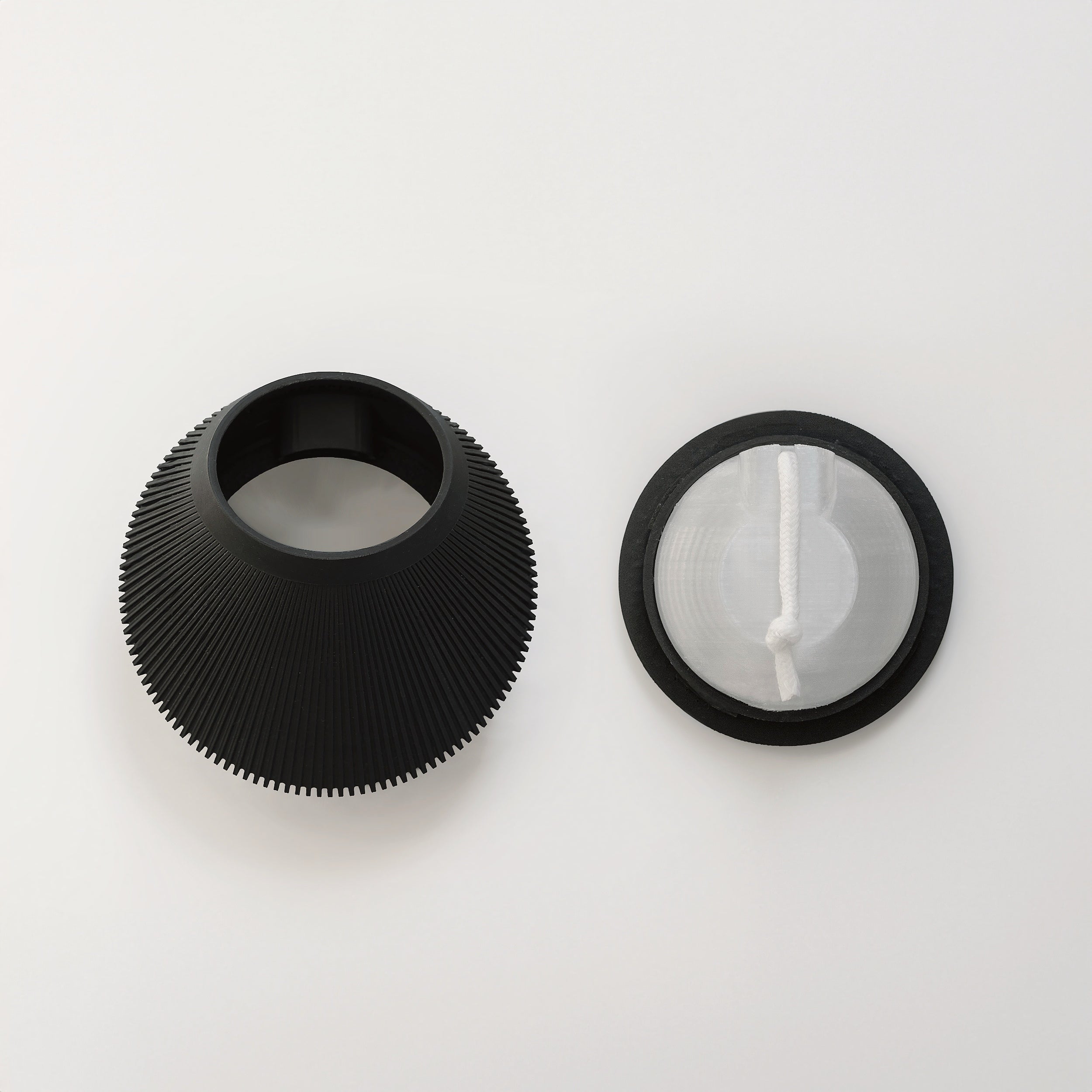 BEVEL SELF-WATERING WALL MOUNT PLANTER - VerdiPot