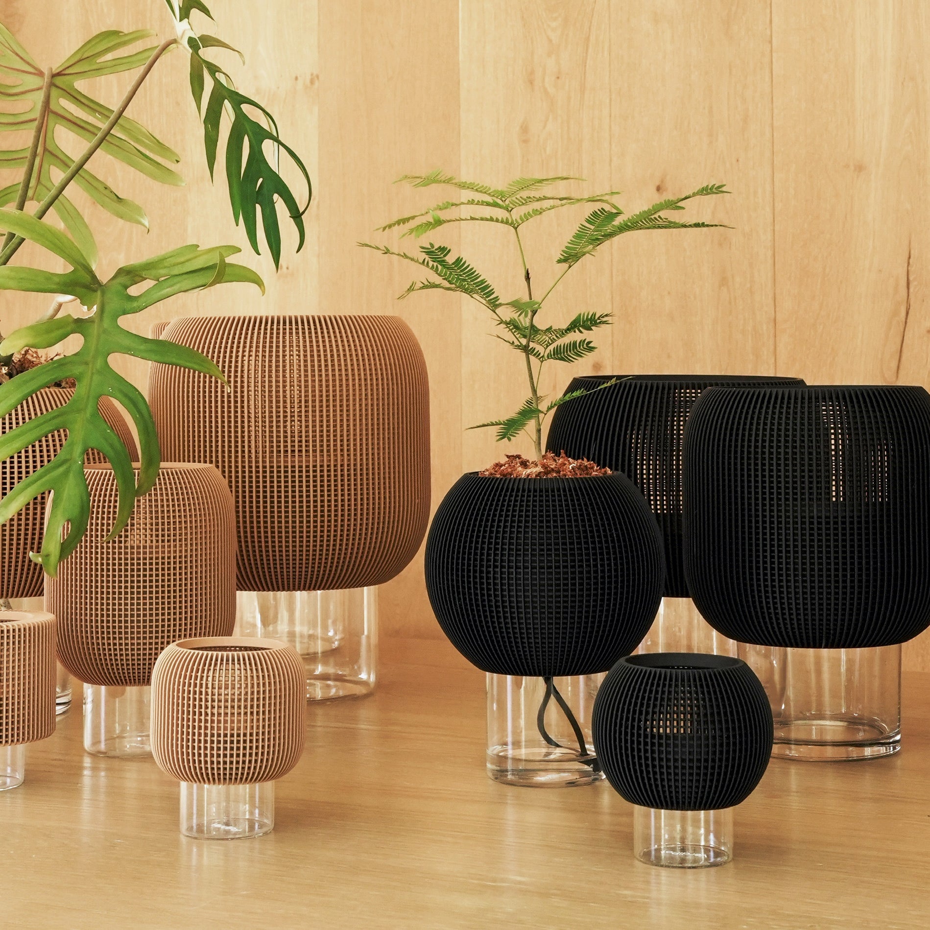 PEBBLE SELF-WATERING & AIR PRUNING PLANTER - WOOD BROWN - VerdiPot