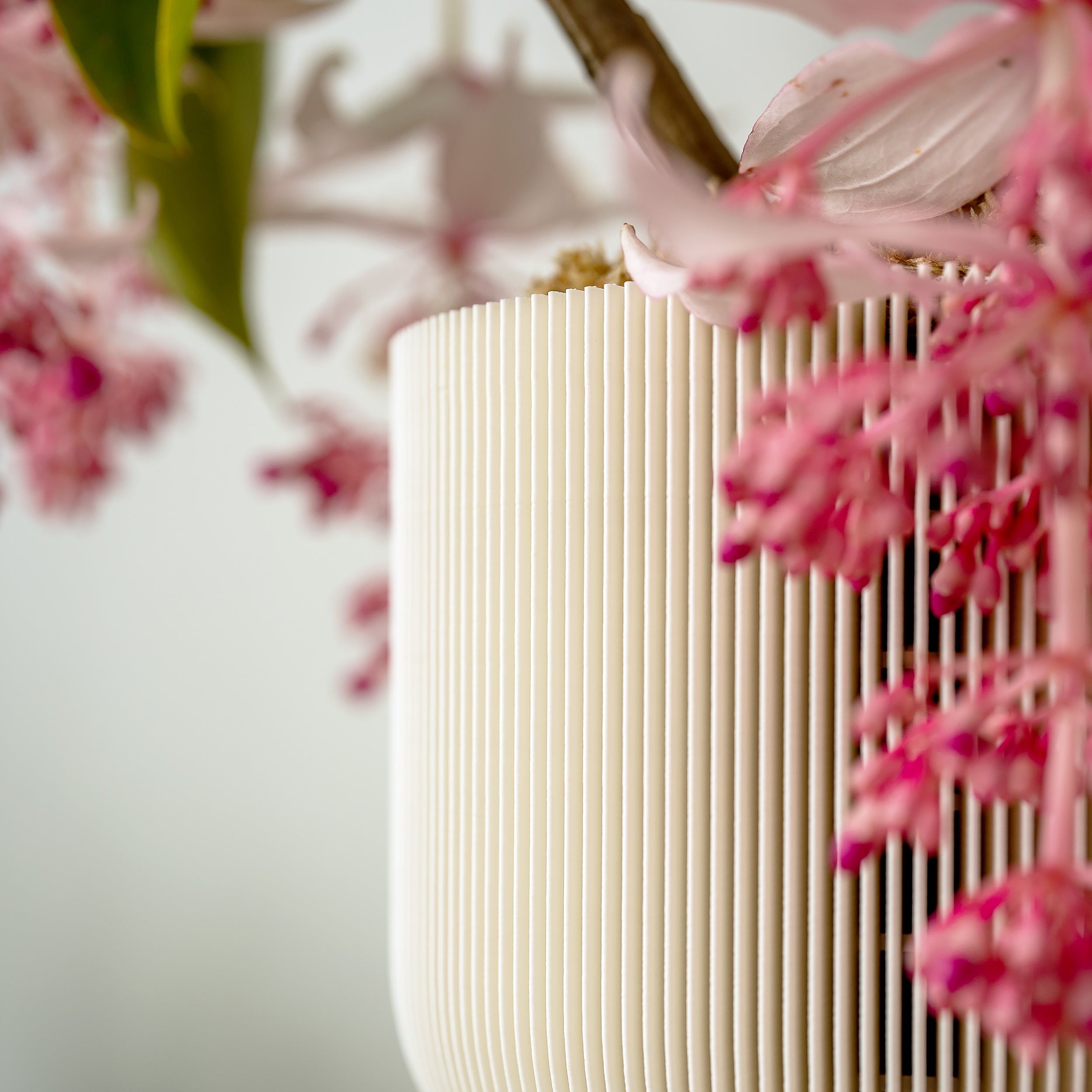 REFLECTION SELF-WATERING PLANTER - VerdiPot