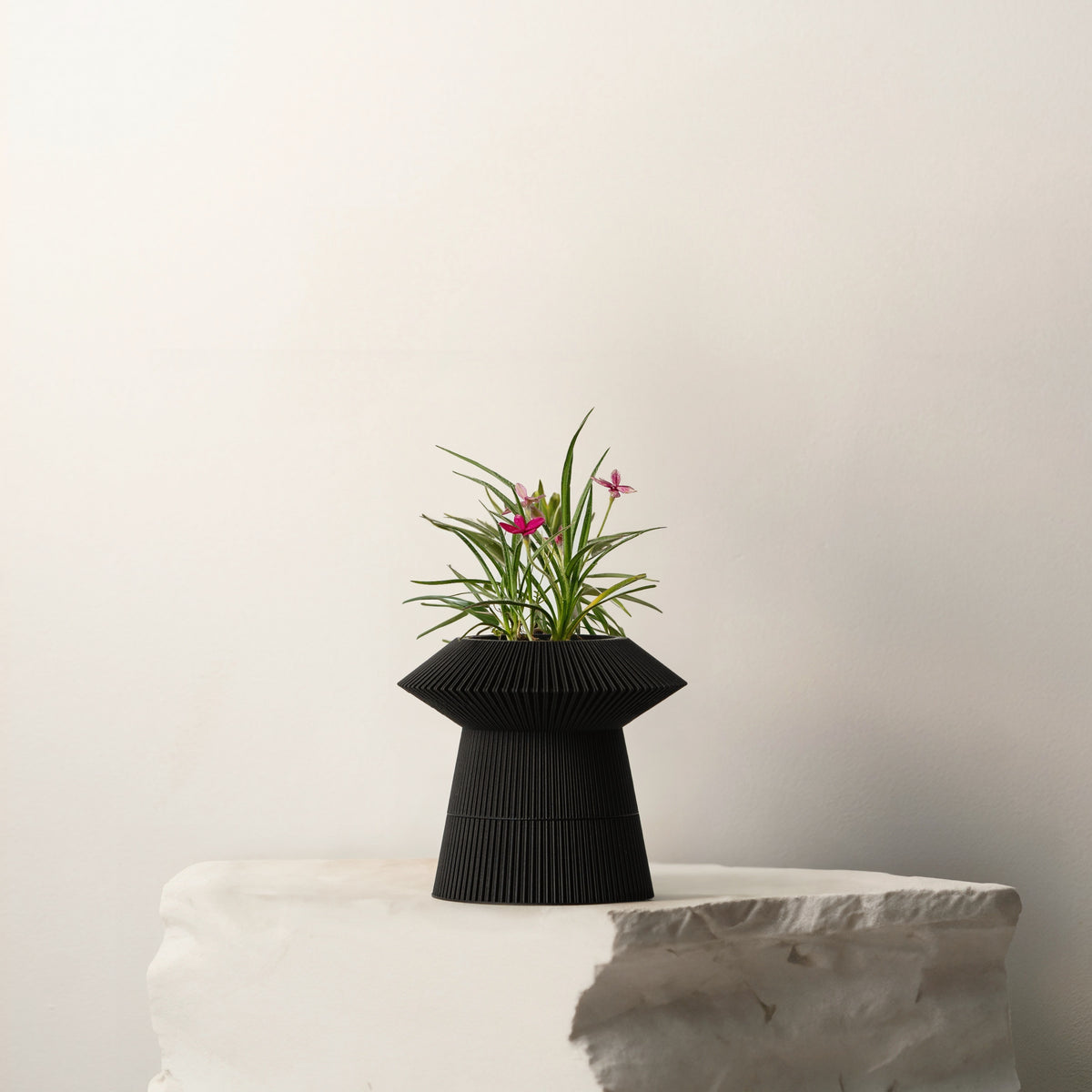 REVOLVE SELF-WATERING PLANTER - VerdiPot